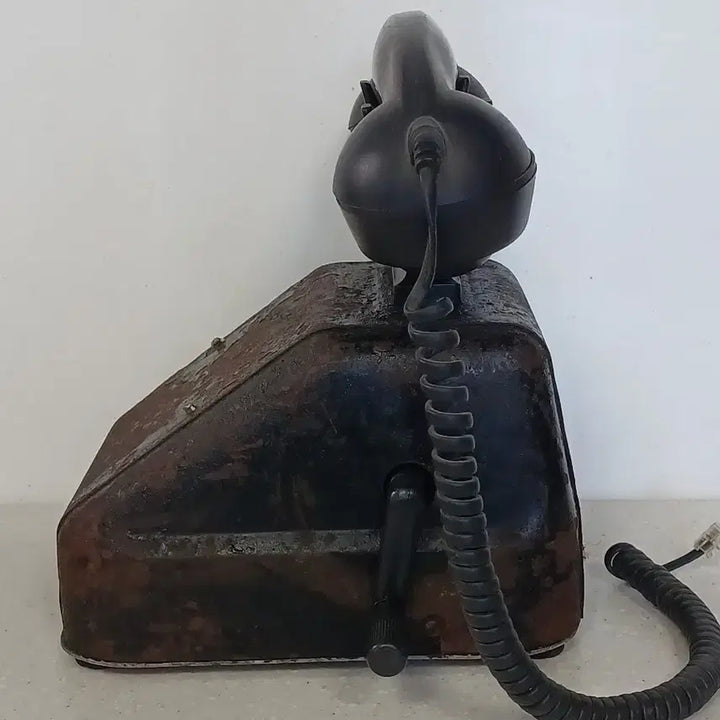 [BUNJANG] Vintage Iron Telephone Interior Prop / 근대사 수집품 민속품 빈티지 인테리어 소품  철제  전화기