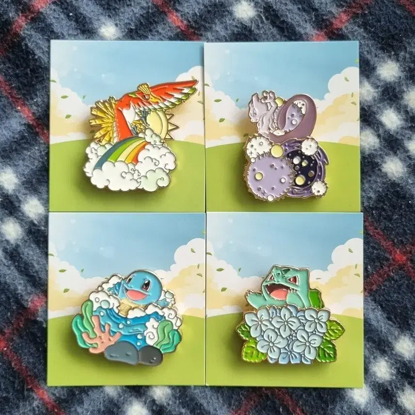 [BUNJANG] Pokémon Center Kanto Starters &amp; Legendary Pokémon Pins / 칠색조 뮤츠 꼬부기 이상해씨 이삭토스트 포켓몬 뱃지