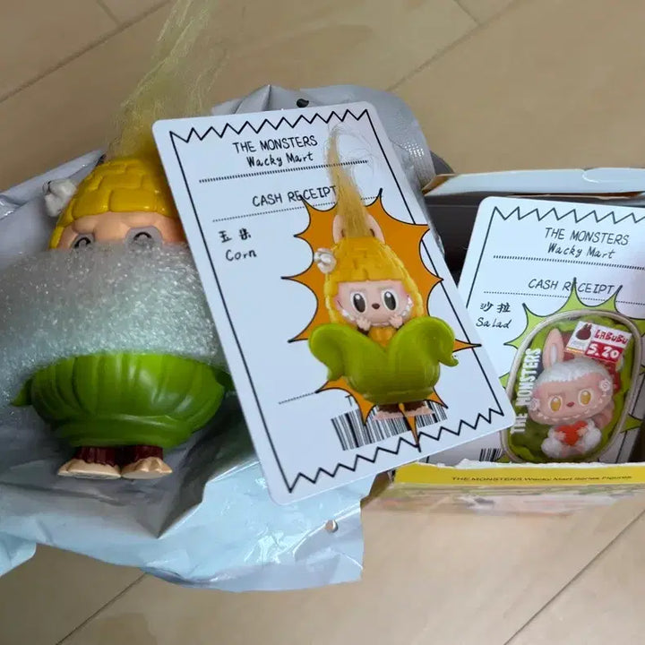 [BUNJANG] POP MART Labubu Suspicious Convenience Store Figure / 팝마트 라부부 수상한 편의점