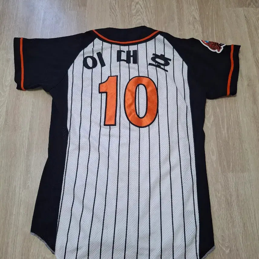 [BUNJANG] Lotte Giants Lee Dae-ho Professional Goosunday Size 85 Uniform / 롯데자이언츠 이대호 프로페셔널 구선데이 85사이즈 유니폼