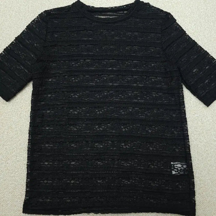 [BUNJANG] Pigment See-Through Lace Short-Sleeve T-Shirt Black / (F)피그먼트 여성 반팔 티셔츠 시스루 레이스 블랙 J18W3684