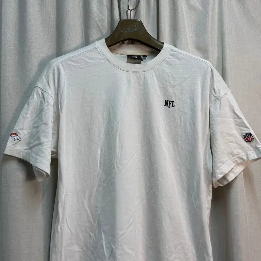 [BUNJANG] NFL Denver Broncos Loose Fit Back Print Short Sleeve T-Shirt / NFL 덴버 브론코스 루즈핏 백프린팅 반팔 티셔츠