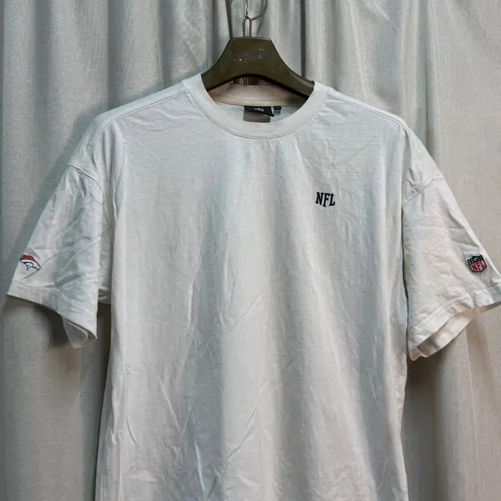 [BUNJANG] NFL Denver Broncos Loose Fit Back Print Short Sleeve T-Shirt / NFL 덴버 브론코스 루즈핏 백프린팅 반팔 티셔츠