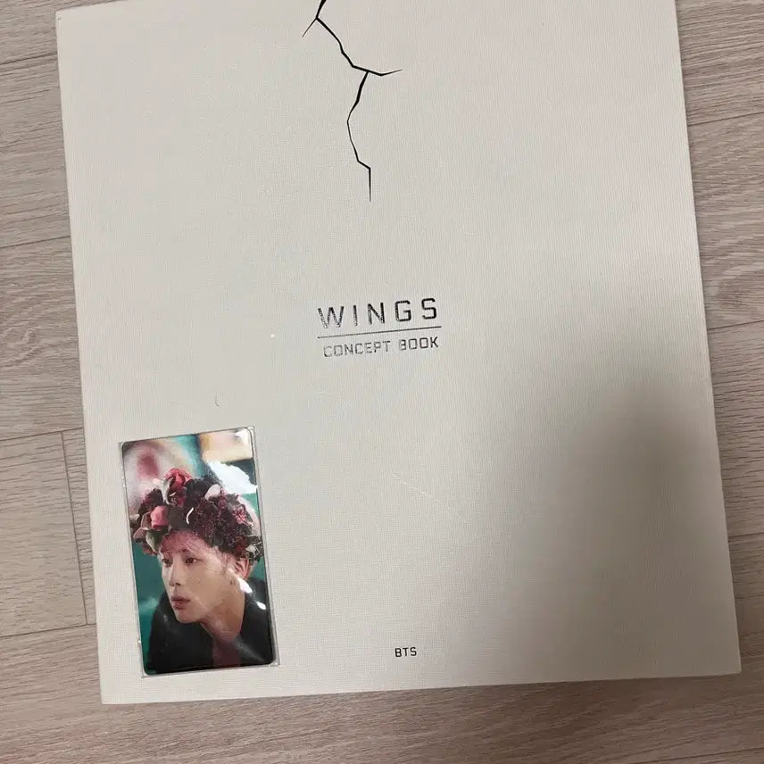 [SOLD OUT] 방탄 윙즈 컨셉북 석진 렌티큘러 포카 포함
