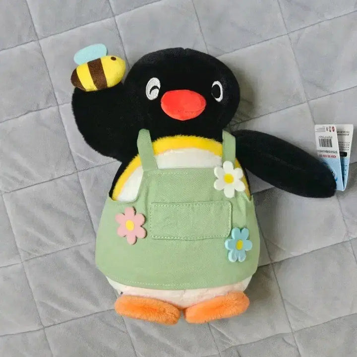 [BUNJANG] Florist Pingu Medium Plush Doll / (새상품) 플로리스트 핑구 중형 인형