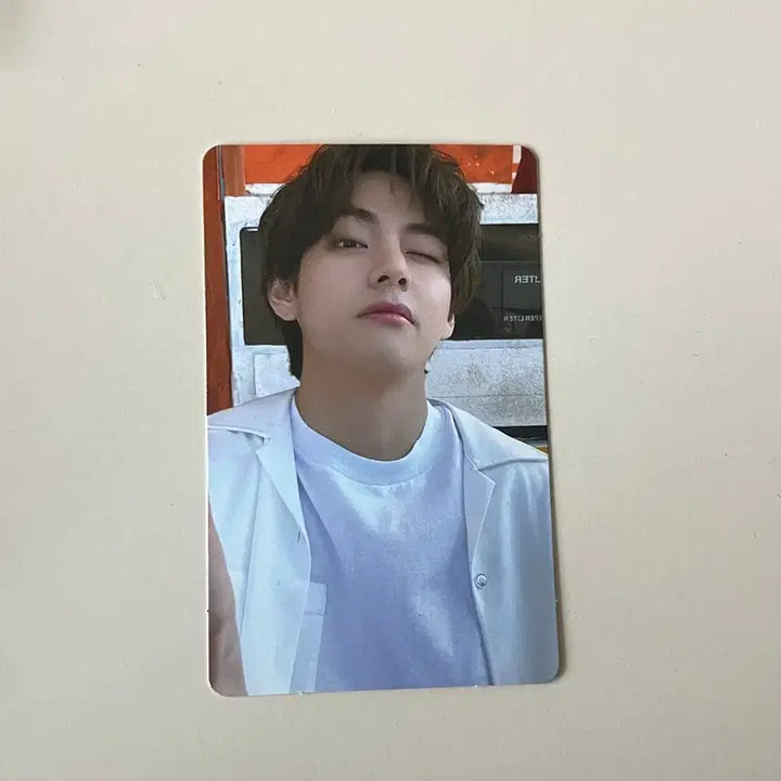 [SOLD OUT] [BUNJANG] BTS Taehyung V Butter Album Photocard / 방탄소년단 bts 태형 뷔 포카 앨범