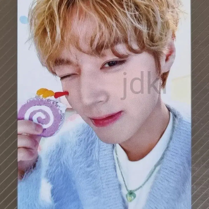 [BUNJANG] Park Jihoon Birthday Cafe Photocard / 박지훈 생일 카페 포카 양도 판매 생카 포토카드