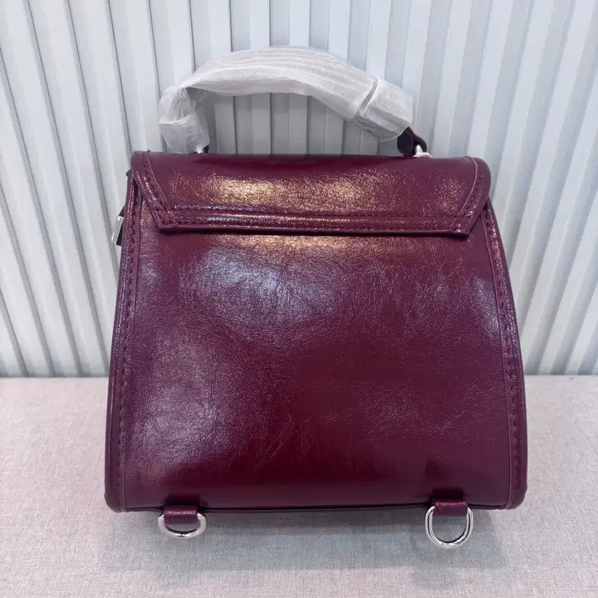 [BUNJANG] Hello Kitty Burgundy Bag / 헬로키티 가방 버건디