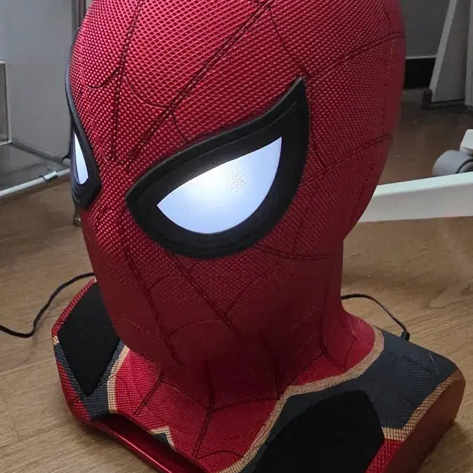 [BUNJANG] Spider-Man 1:1 Scale Bust Bluetooth Speaker / 스파이더맨 흉상 1:1 스케일 블루투스 스피커 판매합니다.(핫토이와 전시