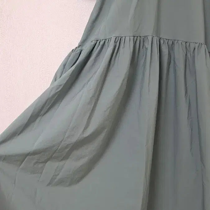 [BUNJANG] INVEST V-Neck Mint Frill Dress / 브이넥 민트  프릴 원피스free