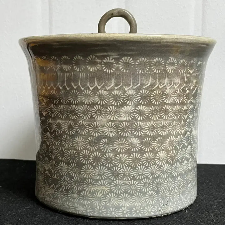 [BUNJANG] Early Joseon Dynasty Buncheong Ware Inhwa Chrysanthemum Pattern Box / 조선초기 분청사기 인화 국화문 합