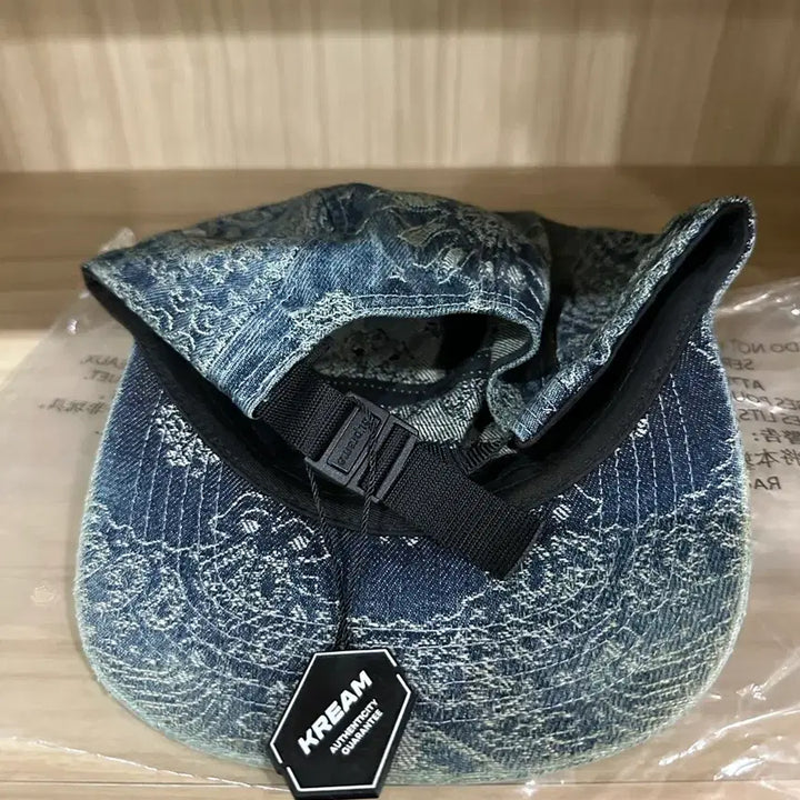 [SOLD OUT] 새제품) 슈프림 반다나 데님 캠프캡