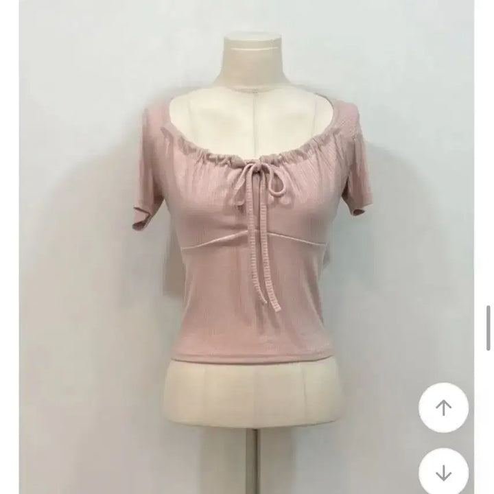 [BUNJANG] Briny Ribbon Ribbed Shirring Short Sleeve T-shirt / 에이블리 브리니 리본 골지 스트랩 셔링 반팔 티셔츠 리본코어 에겐