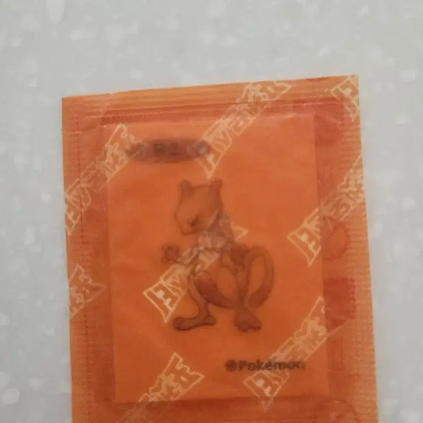 [BUNJANG] Mewtwo Sticker / 뮤츠 띠부실