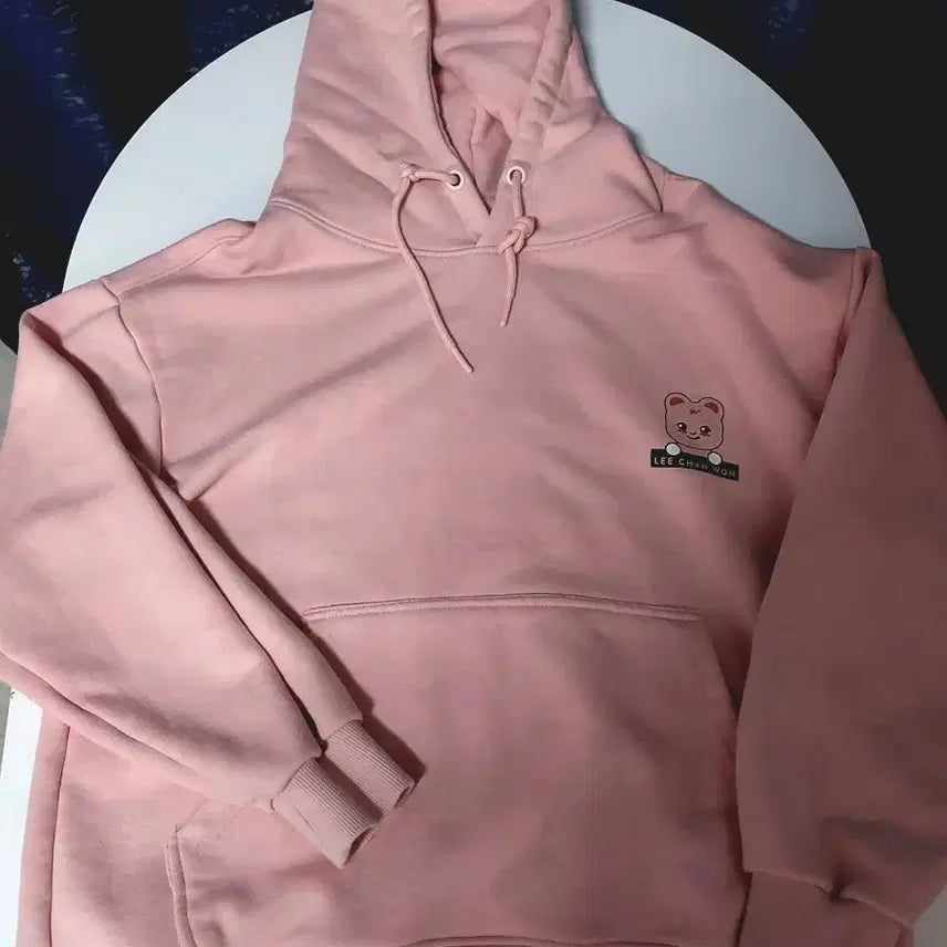 [BUNJANG] Lee Chan Won Official Hoodie (M) / 이찬원 공식 후드티 M