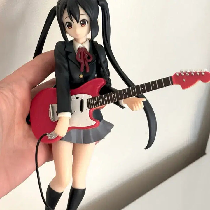 [BUNJANG] K-On! Azusa Nakano Guitar Figure / 고전 케이온 아즈사 기타 피규어