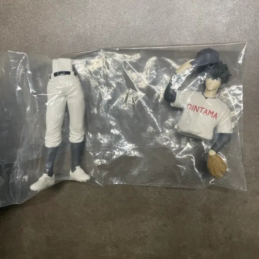 [BUNJANG] Gintama Hijikata Toshiro Baseball Figure (Sealed) / 은혼 히지카타 야구 피규어 미개봉 긴토키소고 룩업가챠