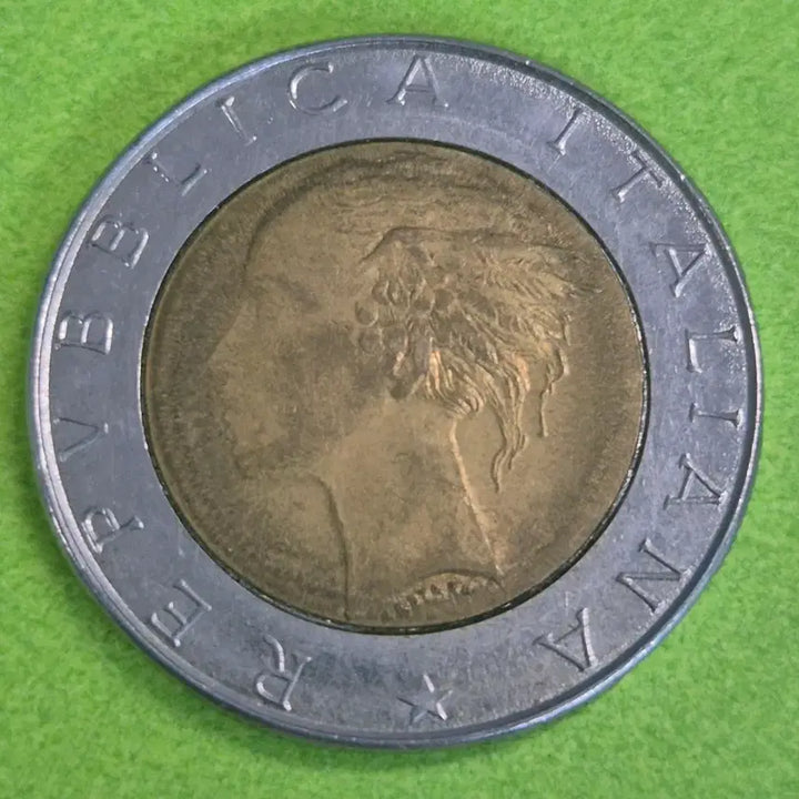 [BUNJANG] Italy 100 Lire Bimetal Coin / [바이메탈] 이탈리아 100리라 동전 M3161