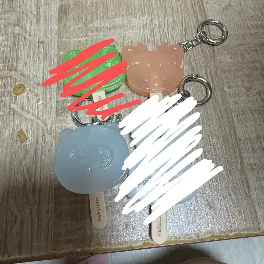 [BUNJANG] MiniTeen Ice Cream Keychain / 미니틴 아이스크림 키링 양도합니다!교환도 가능