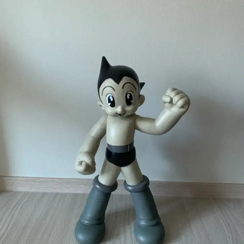 [BUNJANG] Astro Boy Black and White Figure / 아톰 흑백피규어