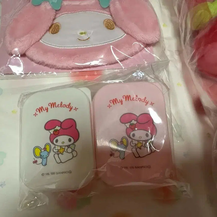 [BUNJANG] Sanrio My Melody &amp; Hello Kitty Lunch Box Set / 고전 핑크 마이멜로디 도시락 보관함 키티도시락 키티스트랩