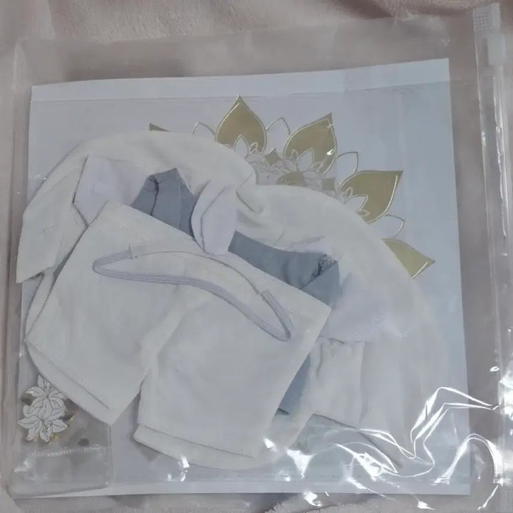 [BUNJANG] Final Fantasy XIV Wedding Attire Plush Clothing (White) / 파이널 판타지14 파판14 언약식 예복 솜인형 옷 화이트