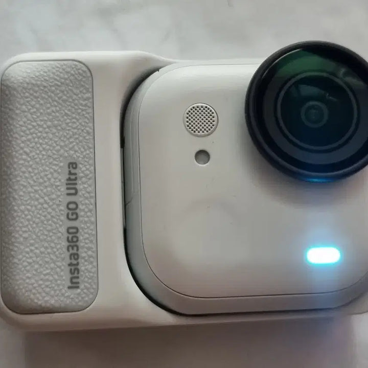 [BUNJANG] Insta360 GO Ultra Action Camera / Insta360 GO Ultra 액션캠