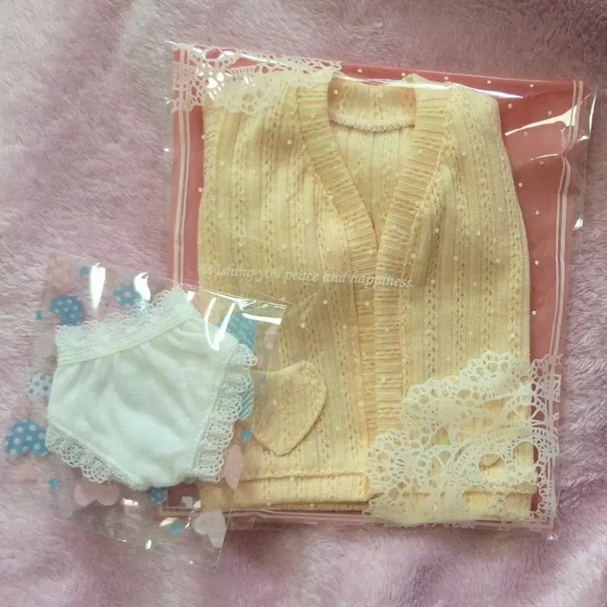 [BUNJANG] 6/1 Doll Yellow Cardigan + Underwear Bundle Set / 육일돌 6/1 연노랑 가디건 + 속옷 일괄