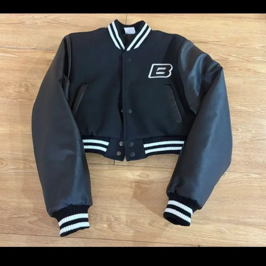[BUNJANG] Born to Win Varsity Quilted Crop Jacket Size 1 / 본투윈 바시티 퀼팅 크롭 자켓 사이즈 1