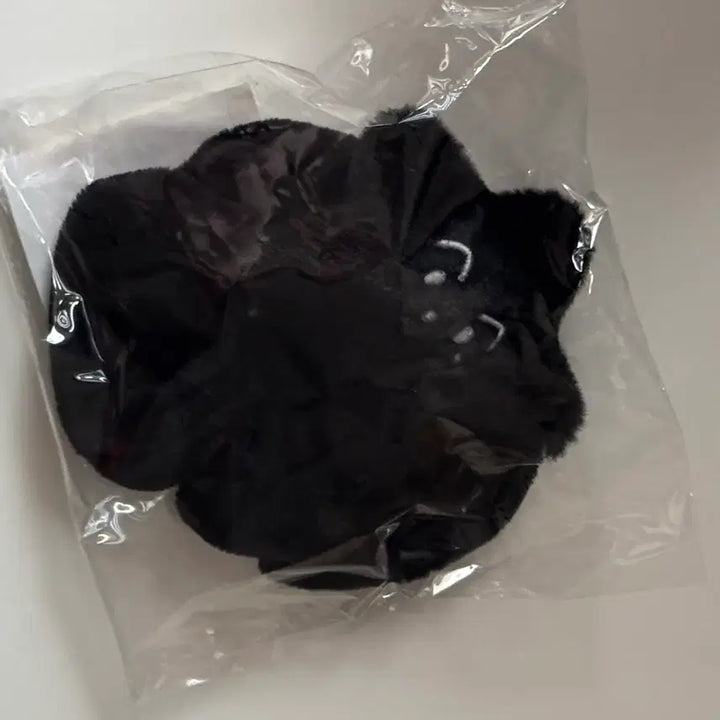 [BUNJANG] NCT Mark Makgasari Blackgasari Scrunchie (Sealed) / NCT MARK 마크 맠가사리 흑가사리 스크런치 미개봉