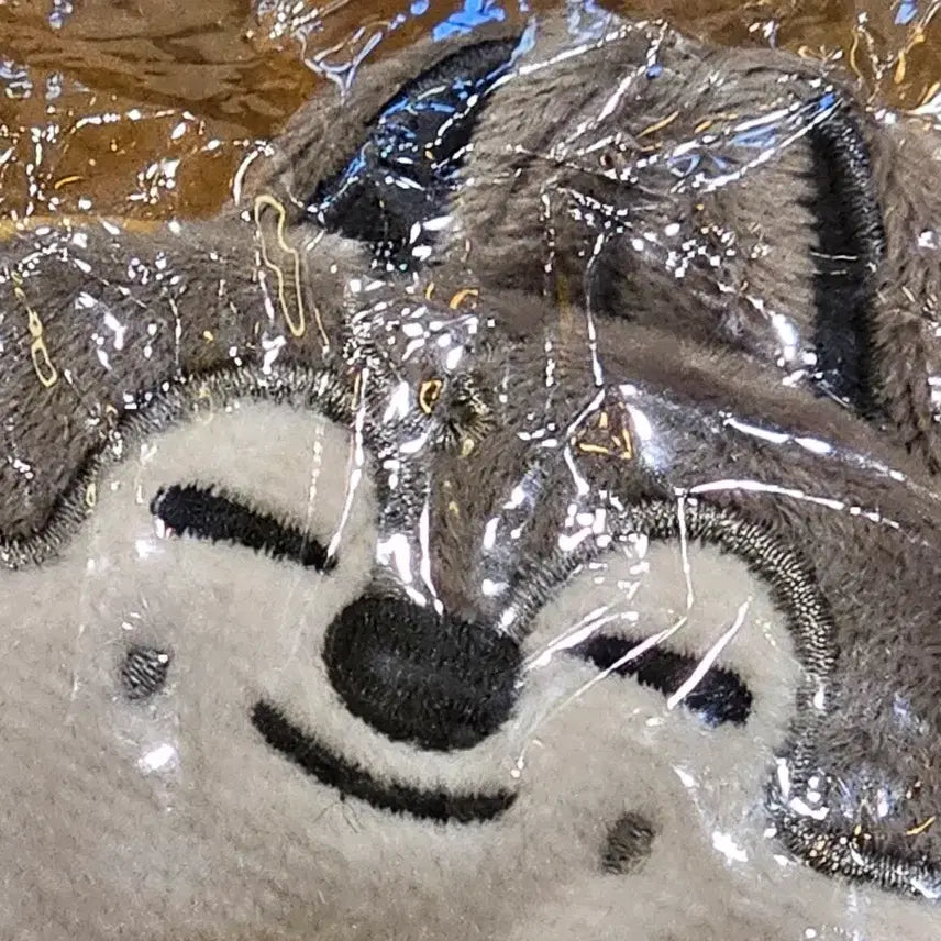 [BUNJANG] Stray Kids Bang Chan Wolfchan Donut Pouch Japan MD (Sealed) / 스트레이키즈 스키즈 스키주 방찬 울프찬 도넛 파우치 일본 MD 미개봉