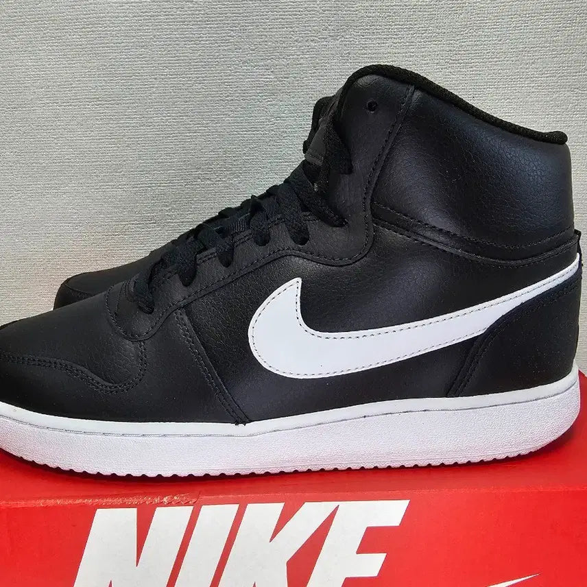 [SOLD OUT] 나이키 에버논 미드 265,270 새상품 정품 무료배송 천연소가죽 네고불