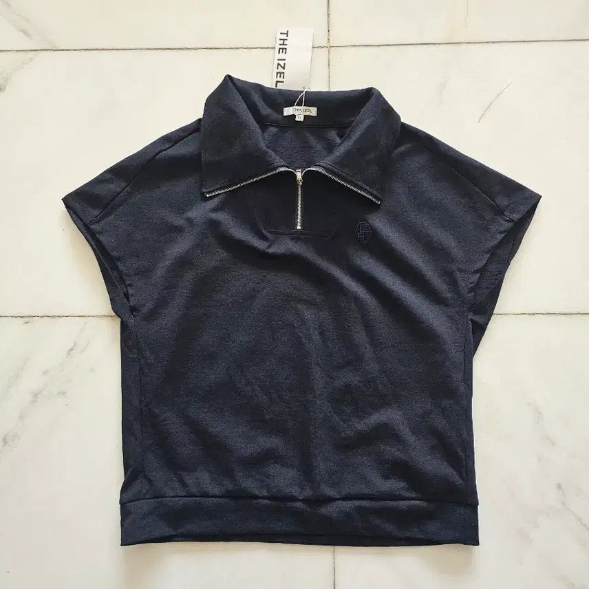 [BUNJANG] THE IZEL Half-Zip Collar Short-Sleeve Knit T-Shirt / THE IZEL 더아이젤 반집업 카라 반팔 니트 티셔츠 66 새제품