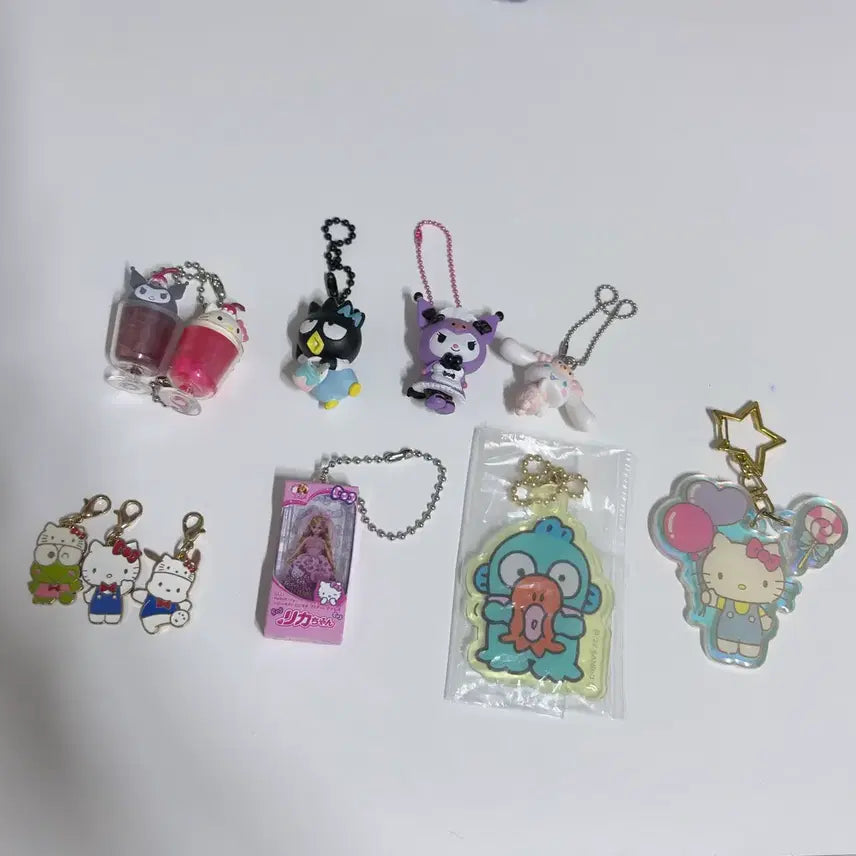 [BUNJANG] Sanrio Hello Kitty Kuromi Hangyodon Gacha Figure Keychain Bundle Set / 산리오 헬로키티 쿠로미 한교동 가챠 피규어 키링 11개 일괄
