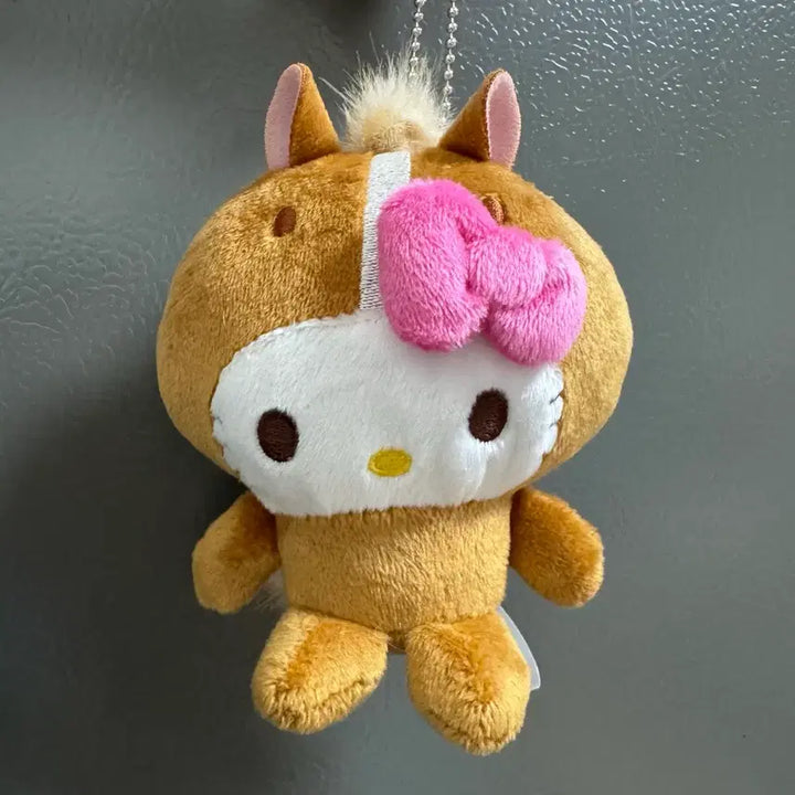 [BUNJANG] Hello Kitty Horse Doll Keyring (Japan 7-Eleven Limited Edition) / 일본 세븐일레븐 한정판 헬로키티 말 인형 키링