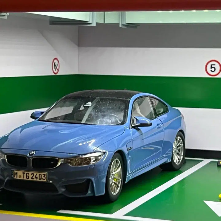 [BUNJANG] Paragon 1:18 BMW F82 M4 Diecast Model / 1:18 파라곤 f82 m4 다이캐스트 bbr 오토아트