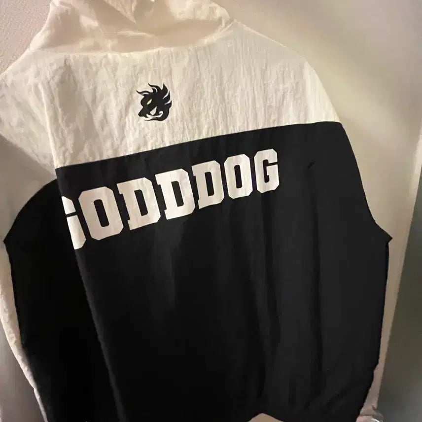 [BUNJANG] Godok Windbreaker Jersey Jacket / 외모지상주의 외지주 갓독 바람막이 져지 자켓