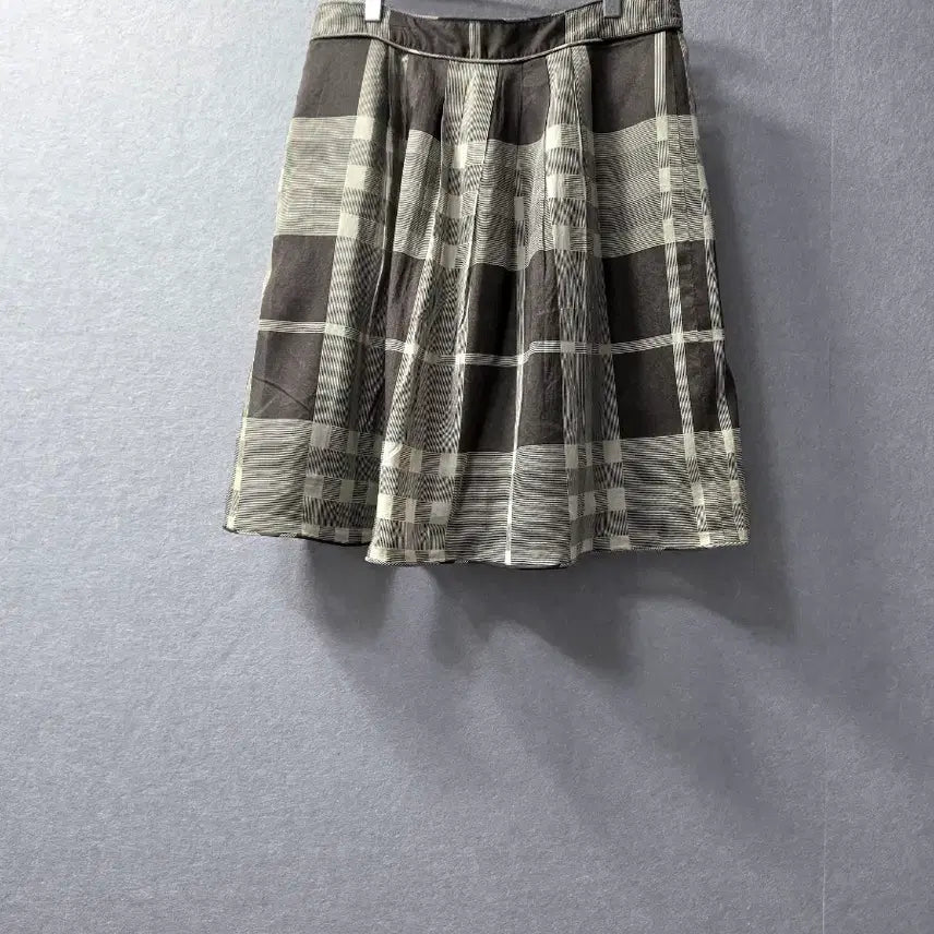 [BUNJANG] Burberry Classic Cotton Seersucker Check Pleated Midi Skirt / 버버리 클래식  아사면 체크 플리츠 스커트