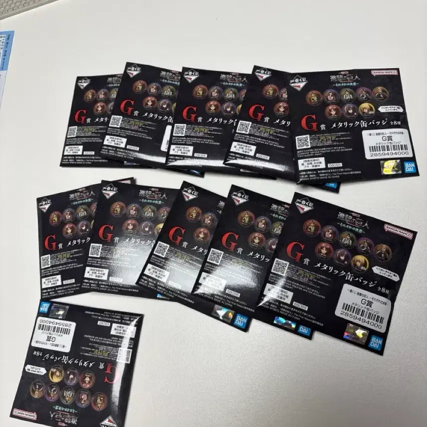 [BUNJANG] Attack on Titan Metallic Can Badge Set G (11 Pieces) / 진격의 거인 메탈릭 캔뱃지 G상 11개 일괄