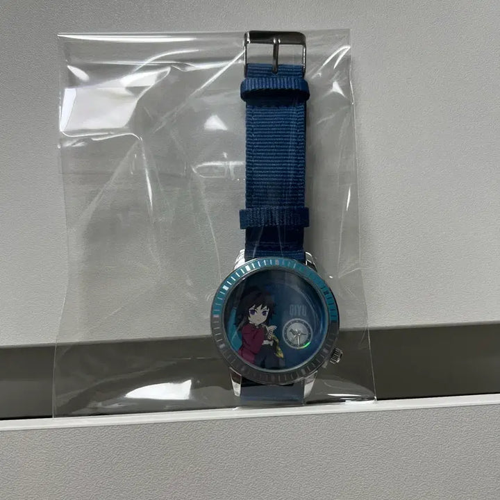 [BUNJANG] Demon Slayer Giyu Wristwatch Merchandise / 귀멸의 칼날 (기유) 손목시계 굿즈