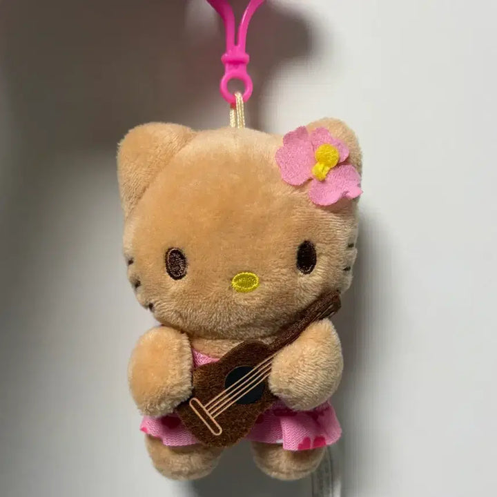 [BUNJANG] Tanning Hello Kitty Keyring Doll (Guam/Saipan) / 태닝 헬로키티 키링 인형 (괌 사이판)