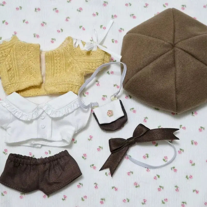 [SOLD OUT] 아침서리 뜨개실 황갈색 10cm 솜인형옷
