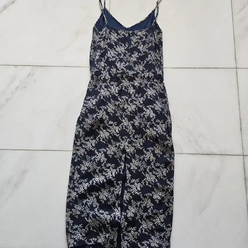 [BUNJANG] Essentiel Antwerp Floral Strap Dress / ESSENTIEL ANTWERP 에센셜 앤트워프 플라워 끈 원피스 3
