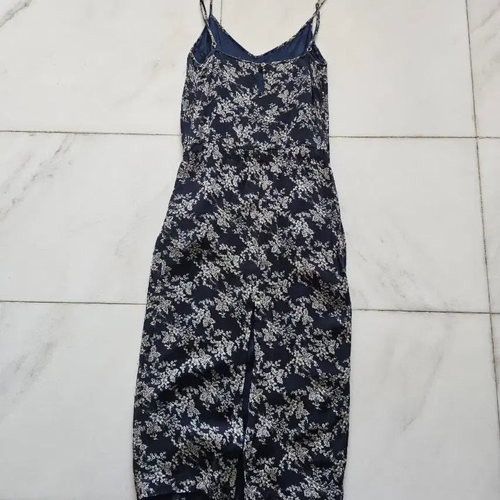 [BUNJANG] Essentiel Antwerp Floral Strap Dress / ESSENTIEL ANTWERP 에센셜 앤트워프 플라워 끈 원피스 3