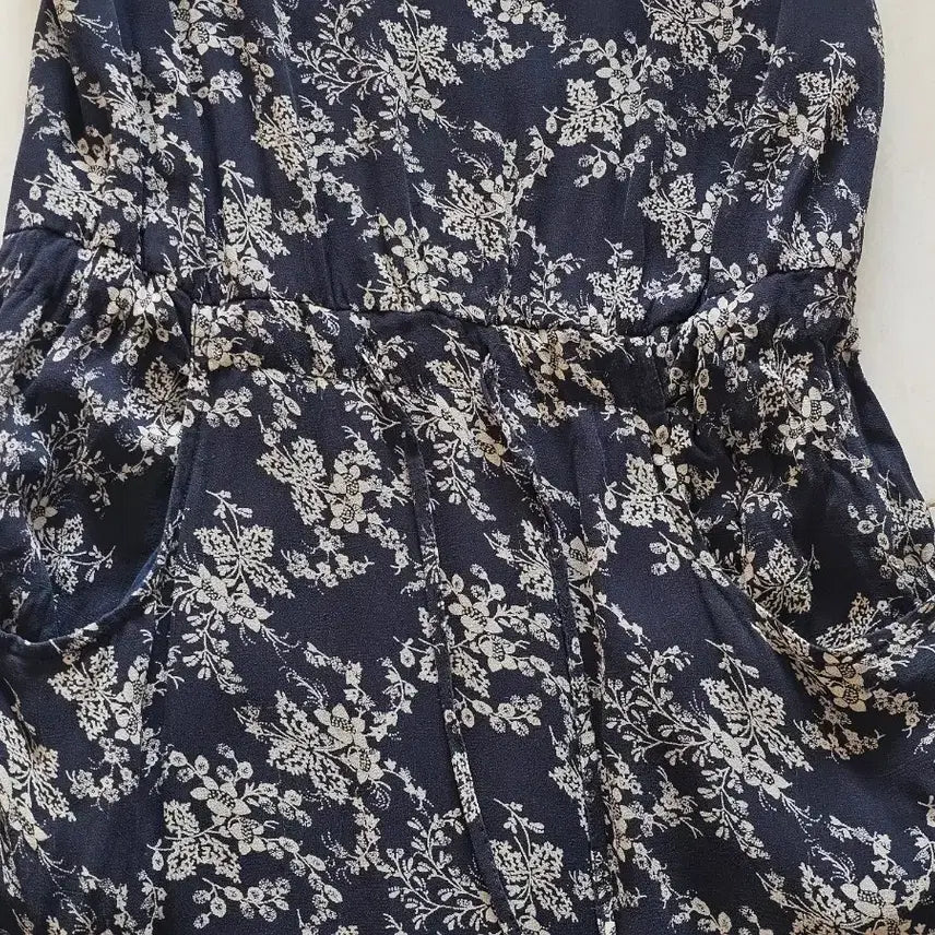 [BUNJANG] Essentiel Antwerp Floral Strap Dress / ESSENTIEL ANTWERP 에센셜 앤트워프 플라워 끈 원피스 3