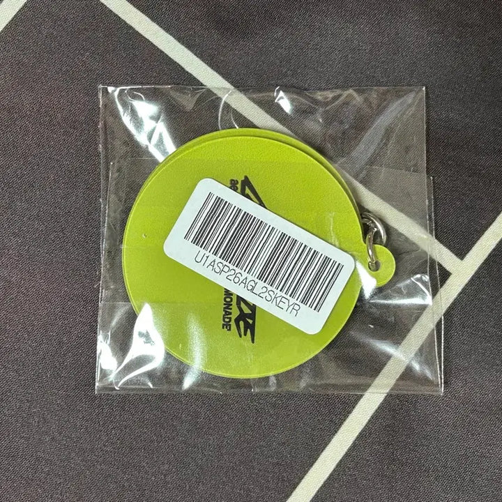 [BUNJANG] Aespa Giselle Lemonade Countdown Live Weverse Acrylic Mirror Keyring / 에스파 레모네이드 카운트다운 라이브 언박싱 위버스 아크릴 거울 키링 지젤