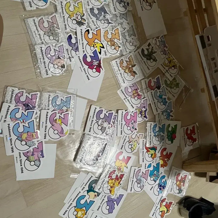 [BUNJANG] Pokemon 30th Anniversary Logo Sticker Set - Eevee, Sylveon, Pikachu, Ditto, Charizard &amp; More (Limited Edition) / 포켓몬 로고스티커 메타몽 리자몽 조로아 뮤 에몽가 일반 포켓몬도 있어요