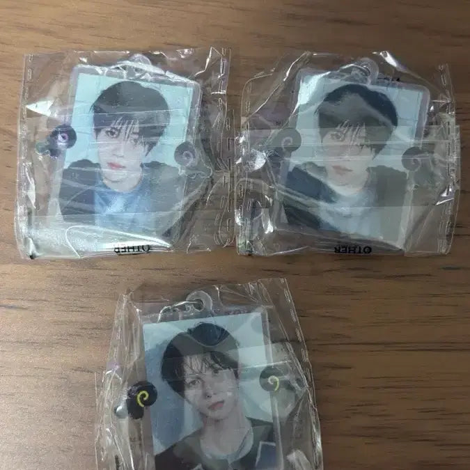 [BUNJANG] NCT WISH Sion Ryo Keyring Lucky Draw / 미개봉 | 엔시티위시 세븐일레븐 시온, 료 키링