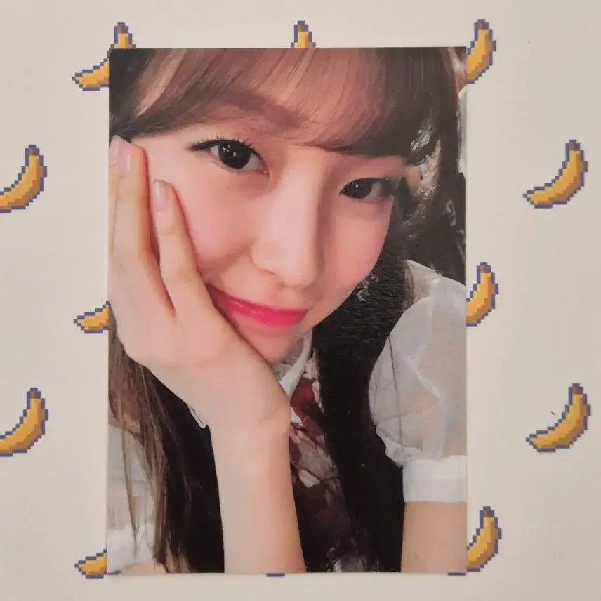 [BUNJANG] OH MY GIRL Banhana Arin Photocard / 오마이걸 반하나 바나나 알러지 원숭이 바알원 아린 포카 포토카드 앨범굿즈