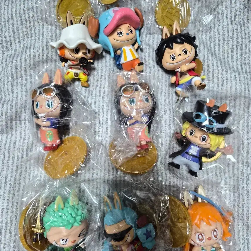 [BUNJANG] Labubu One Piece Figure Bundle Set / 라부부 원피스 피규어